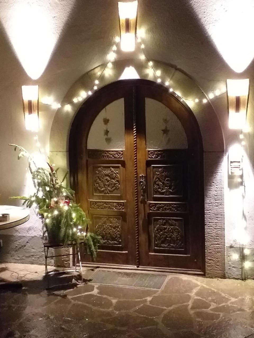 فندق Mainbernheimفي  Zum Baren - Einfach Anders المظهر الخارجي الصورة